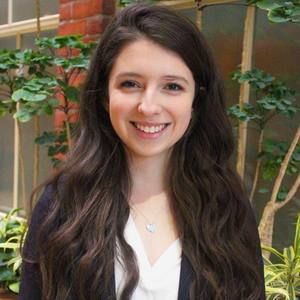 Meet your Posher, Cassandra